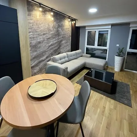 Vip Center *